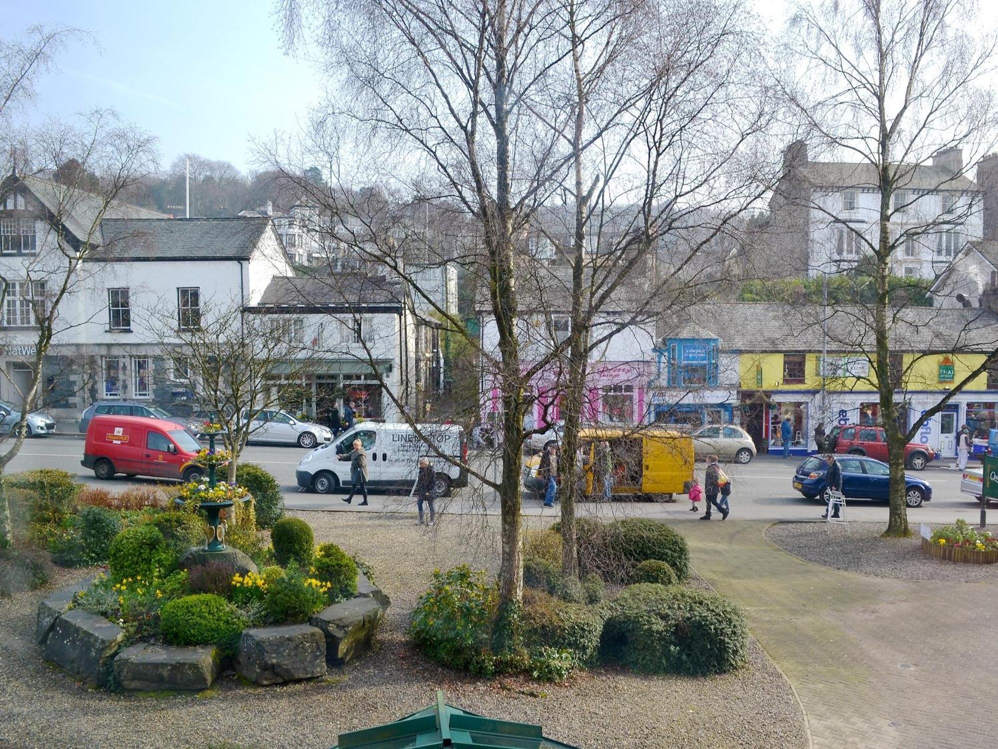 Strawberries And Cream Villa Bowness-on-Windermere Exterior foto