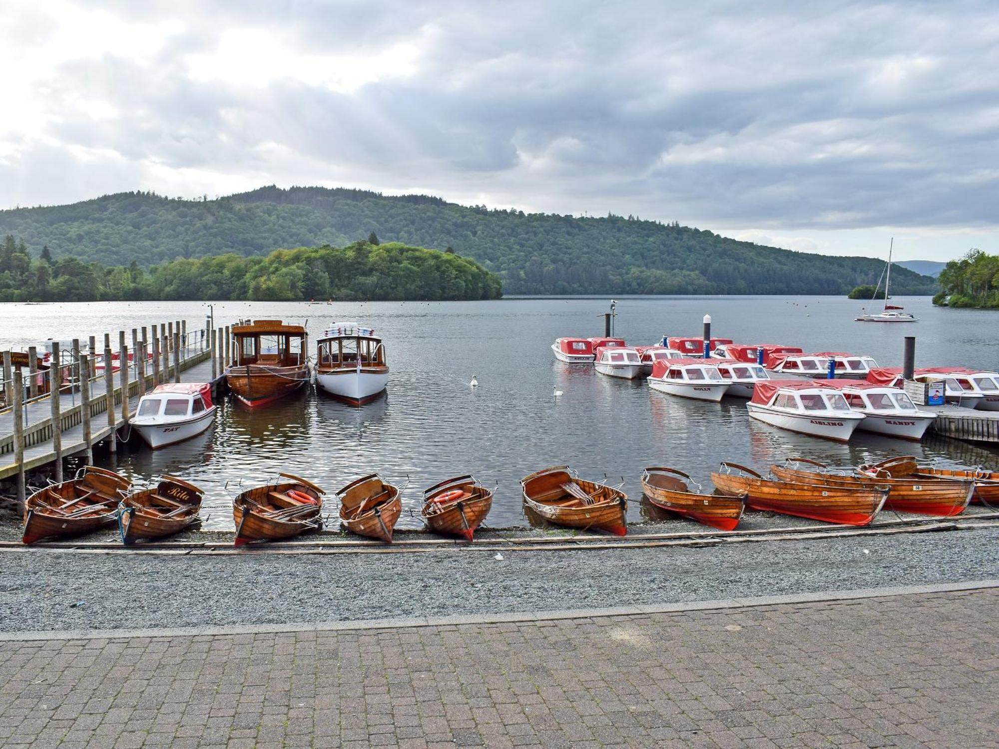 Strawberries And Cream Villa Bowness-on-Windermere Exterior foto